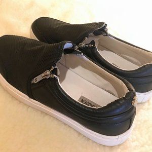 Steve Madden Black Slip Ons